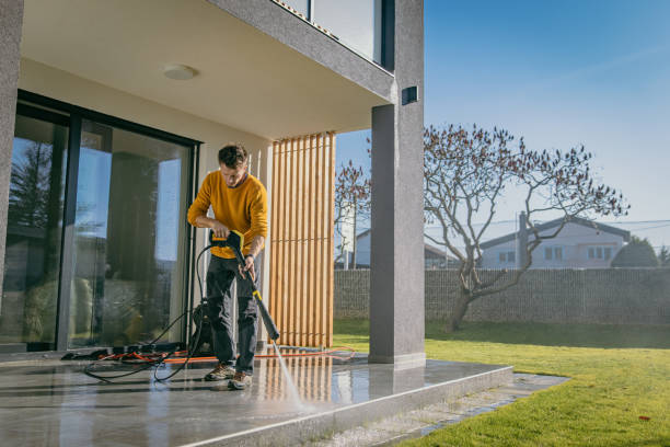 Best Animal Enclosure Cleaning  in Aurora, OH